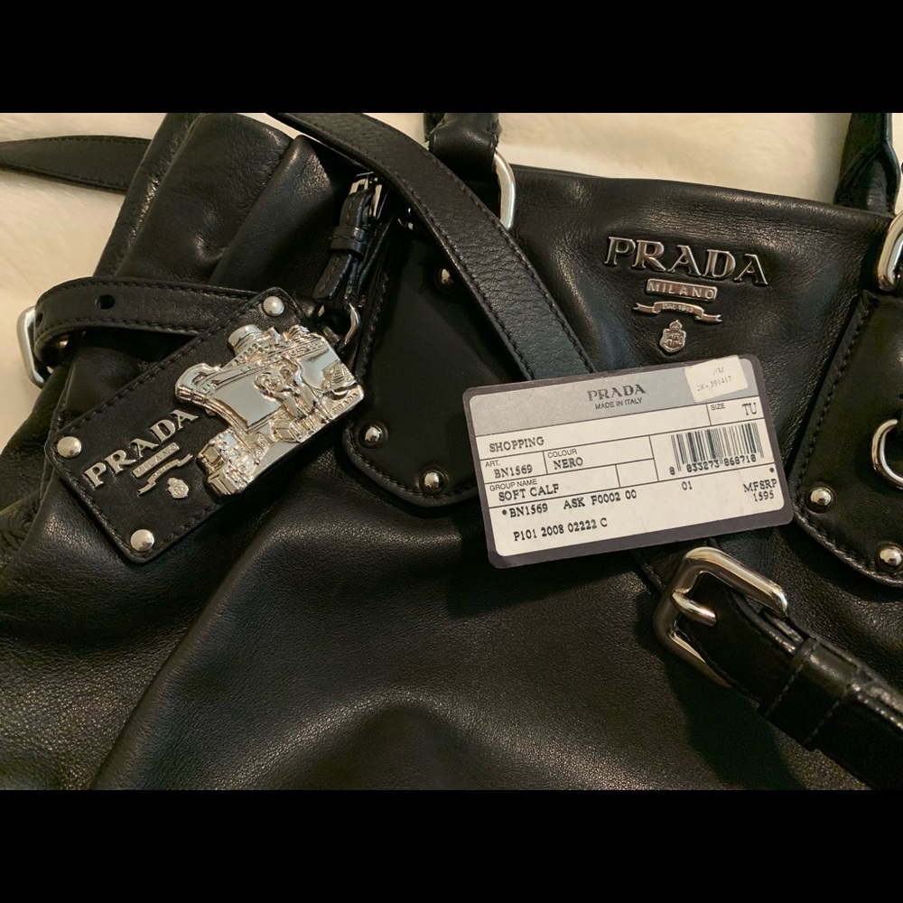 PRADA BAG - AUTHENTIC - BEAUTIFUL
